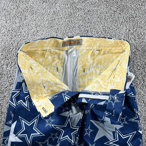 Dallas Cowboys Loudmouth Shorts Mens 32 Football NFL Preppy Team‎ Logo AOP NWT - Picture 4 of 15